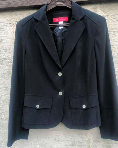 Zdjęcie oferty: Czarny krótki elegancki żakiet, marynarka z podszewką 38/40