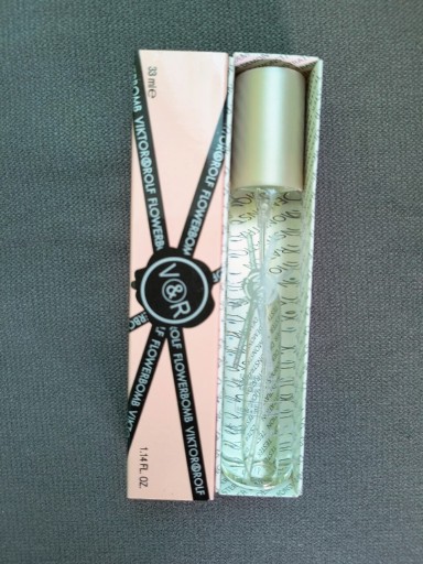 Zdjęcie oferty: Parfum spray V & R Flowerbomb