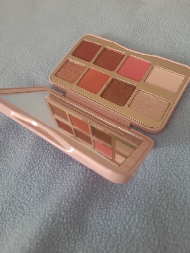 Zdjęcie oferty: Too Faced paleta cieni do powiek Lets Play