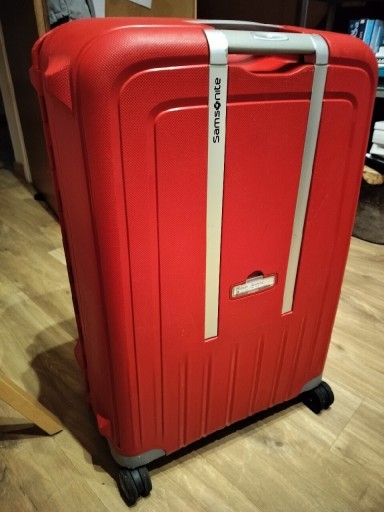 Zdjęcie oferty: Walizka Samsonite czerwona 75cm 100ltr