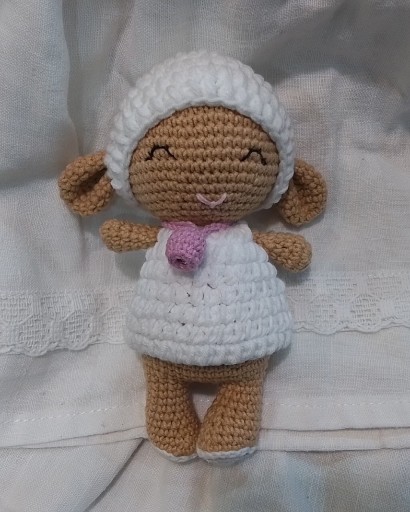 Zdjęcie oferty: Owca, owieczka  szydełkowa, amigurumi.