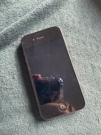 Zdjęcie oferty: telefon iphone 4