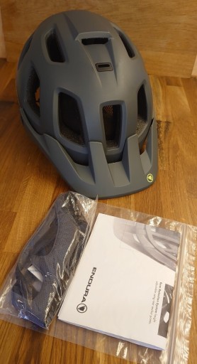 Zdjęcie oferty: Kask rowerowy MTB Endura Singletrack II roz. M/L 