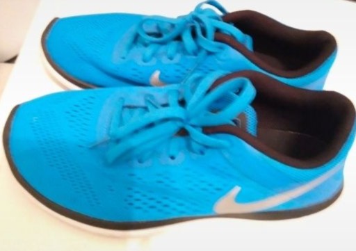 Zdjęcie oferty: Buty Nike 36,5 do biegania 