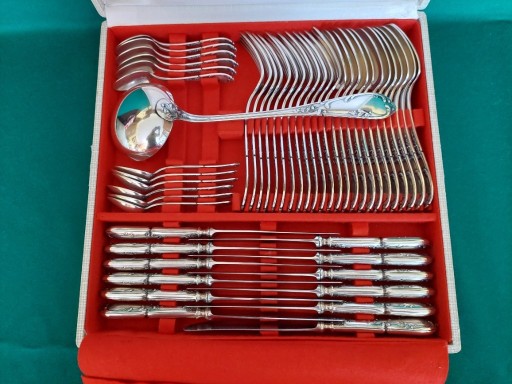 Zdjęcie oferty: Sztućce Srebrzone (100). 49 Elementów. Francja. 