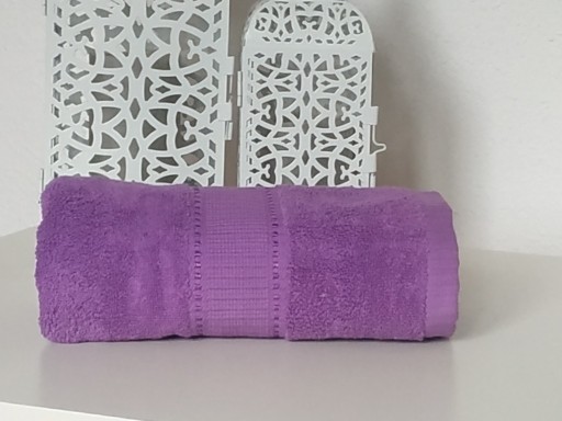 Zdjęcie oferty: Ręcznik kąpielowy 50 x 100 fiolet