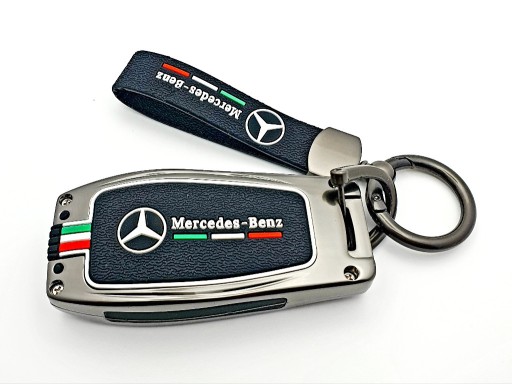 Zdjęcie oferty: MODNE ETUI OBUDOWA + BRELOK MERCEDES 