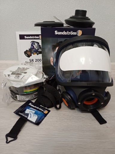 Zdjęcie oferty: Maska z filtrami - lakiernicza - pyłowa - chemiczna SUNDSTROM SR200
