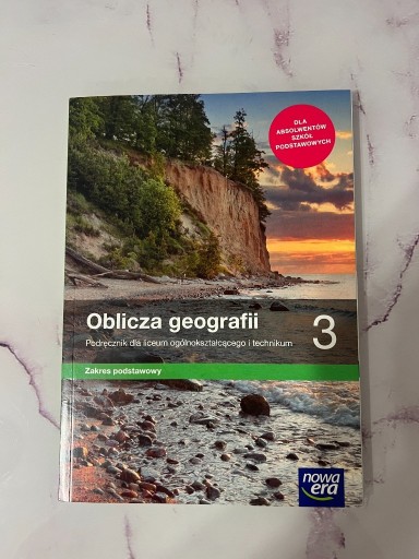 Zdjęcie oferty: Oblicza geografii 3 - podręcznik - stan bdb