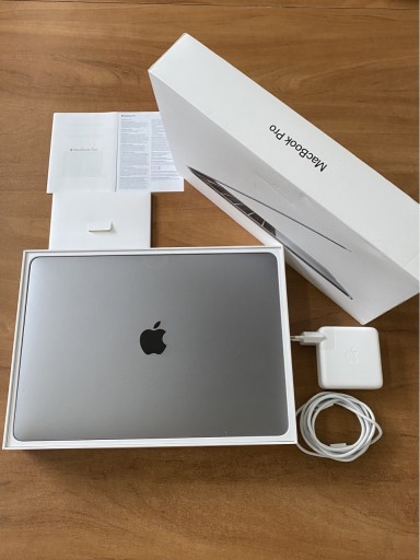 Zdjęcie oferty: MacBook Pro (13-inch 2017) 2,3GHz i5 8GB RAM