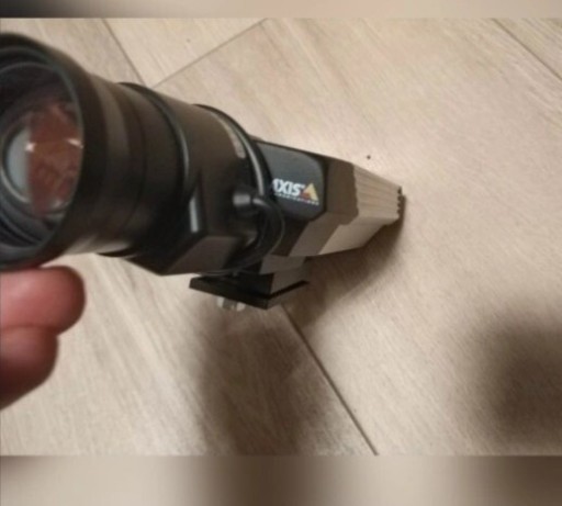 Zdjęcie oferty: Kamera IP AXIS 221 Ethernet z obudową zewnętrzną