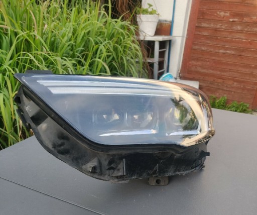 Zdjęcie oferty: Lampa przednia lewa opel Insignia 10504290001