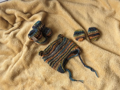 Zdjęcie oferty: Komplet dla noworodka merino handmade