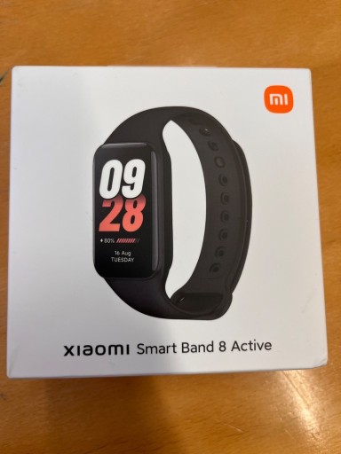 Zdjęcie oferty: Sprzedam Smart Band Xiaomi Mi Band 8 Active czarny