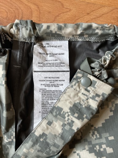 Zdjęcie oferty: Goretex ,spodnie US Army oryginalne,kontraktowe SL