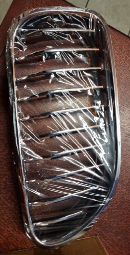 Zdjęcie oferty: BMW 6 F08 F12 11 ATRAPA ZDERZAK PRZOD GRILL