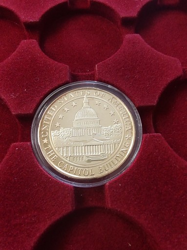 Zdjęcie oferty: Medal The Capitol Building -platerowany Au 
