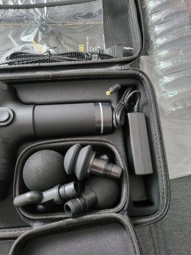 Zdjęcie oferty: Masażer Sportowy 4FIZJO Massage Gun Pro+