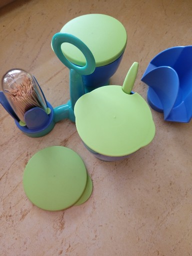 Zdjęcie oferty: Tupperware pomocnik, do serwowania