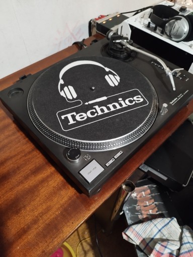 Zdjęcie oferty: Technics SL-1210MK2   Direct Drive Turntable