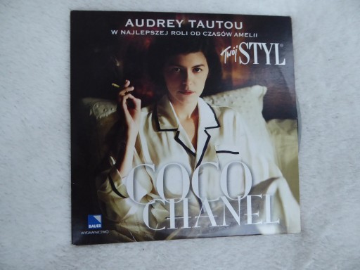 Zdjęcie oferty: COCO CHANEL -biografia, Audrey Tatou dvd kartonik