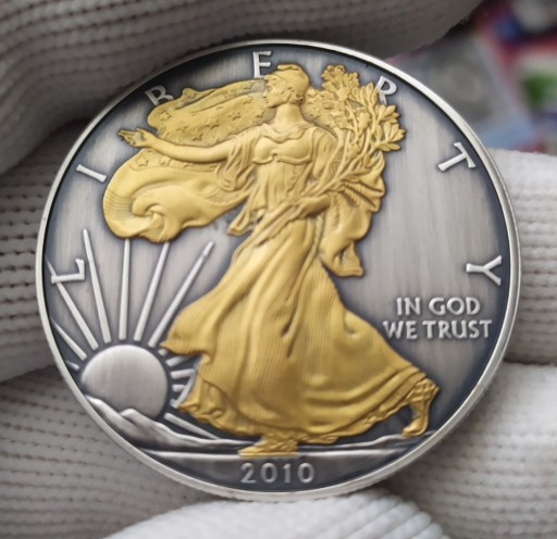 Zdjęcie oferty: Moneta srebrna Eagle Orzeł Liberty 1oz 2010 gold 