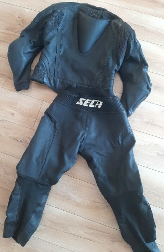 Zdjęcie oferty: Skórzany kombinezon motocyklowy seca 54 XL