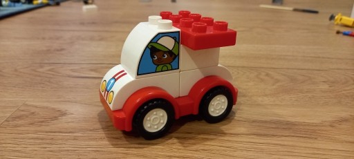 Zdjęcie oferty: Klocki Lego Duplo 10860 Moja pierwsza wyścigówka