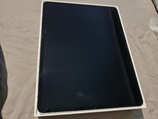 Zdjęcie oferty: Ipad Pro 12.9 (4th generation) Wi-Fi 256GB srebrny