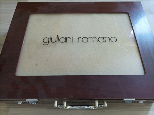 Zdjęcie oferty: walizka sztućcy guliani romano