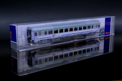 Zdjęcie oferty: Roco 54173 - wagon 2 klasy PKP Intercity