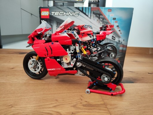 Zdjęcie oferty: STAN IDEALNY LEGO TECHNIC - Ducati Panigale V4 R 