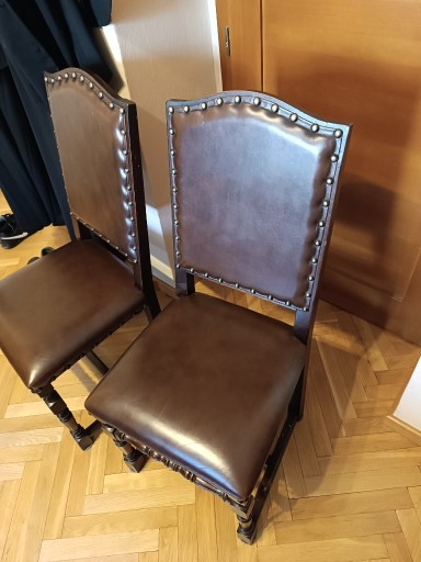 Zdjęcie oferty: Komplet antycznych krzeseł