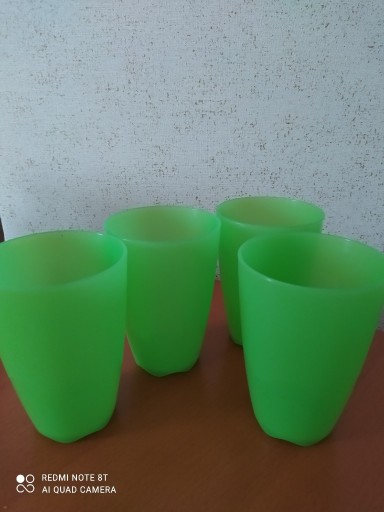 Zdjęcie oferty: Kubki piknikowe Tupperware