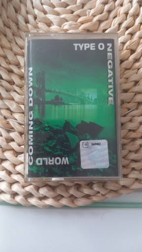 Zdjęcie oferty: Type O Negative- World Coming Down(KASETA)