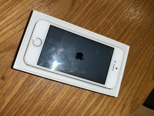 Zdjęcie oferty: iPhone 5S 16GB uszkodzony