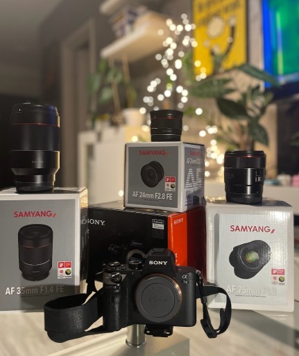 Zdjęcie oferty: ZESTAW Sony a7 II + Samyang AF 35mm/1.4