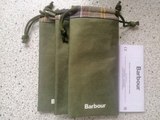 Zdjęcie oferty: BARBOUR etui okulary {nowy} torebka ORYGINAŁ !!!!!