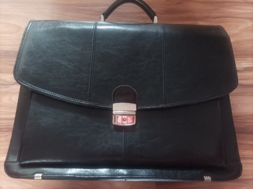 Zdjęcie oferty: torba na laptopa 17" czarna skóra naturalna włoska