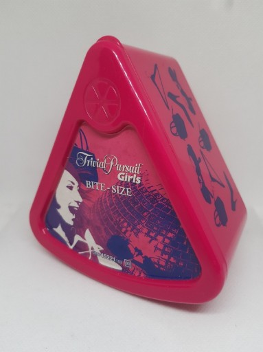 Zdjęcie oferty: Vintage 2003 Hasbro Trivial Pursuit Girls Bite-Size Wersja Angielska 