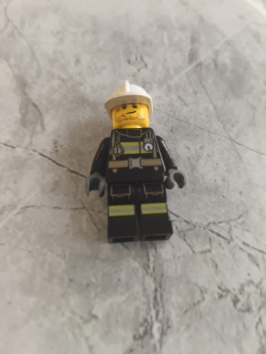 Zdjęcie oferty: Lego strażak figurka