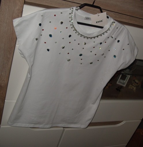 Zdjęcie oferty: EVIS NOWA_ bluzeczka kolorowe kryształki r. L/XL