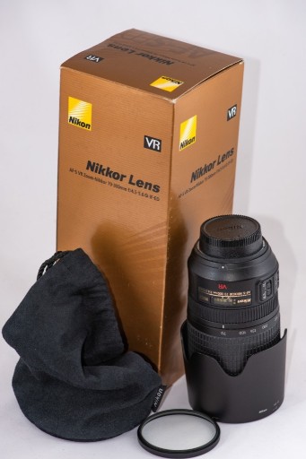 Zdjęcie oferty: Obiektyw Nikkor AF 70-300 mm f/4,5-5,6 IF-ED VR 