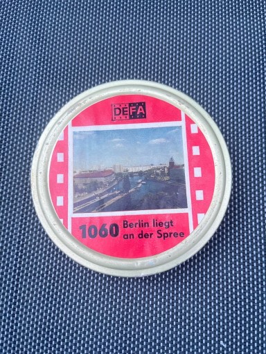 Zdjęcie oferty: Film dokumentalny na projektor super 8mm