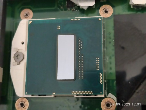 Zdjęcie oferty: Procesor Intel i7-4900MQ 2,8 GHz 4C/8T