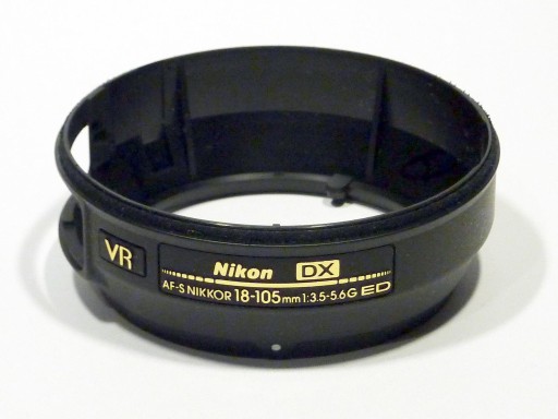Zdjęcie oferty: Nikon 18-105mm VR - pierścień dolny z opisem