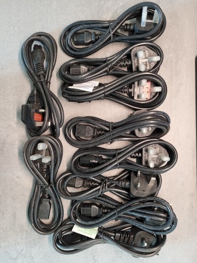 Zdjęcie oferty: Kabel zasilający angielska wtyczka do C15