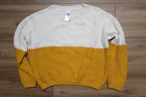 Zdjęcie oferty: Sweter C&A rozmiar 134/140