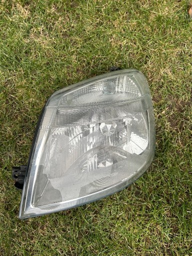 Zdjęcie oferty: Citroen Berlingo / Peugeot Partner lampa lewa