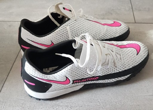 Zdjęcie oferty: Buty piłkarskie Nike Phantom Gt Academy roz 42